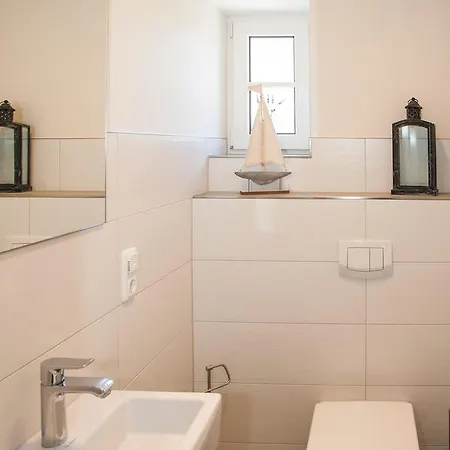 Ostseehaus-1 * Westermarkelsdorf