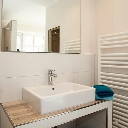 Ostseehaus-1 * Westermarkelsdorf
